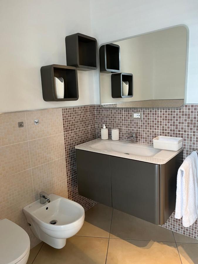 Bilocale In Centro - 10Km Da Malpensa Apartment Gallarate Exterior foto